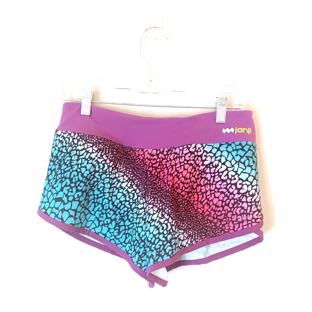 Running shorts